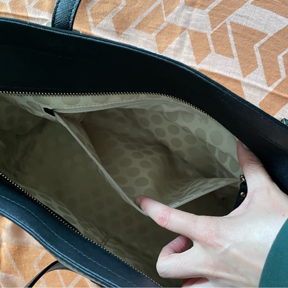 Kate Spade ♠️ Minimalist Black Leather Bag - Picture 2 of 9